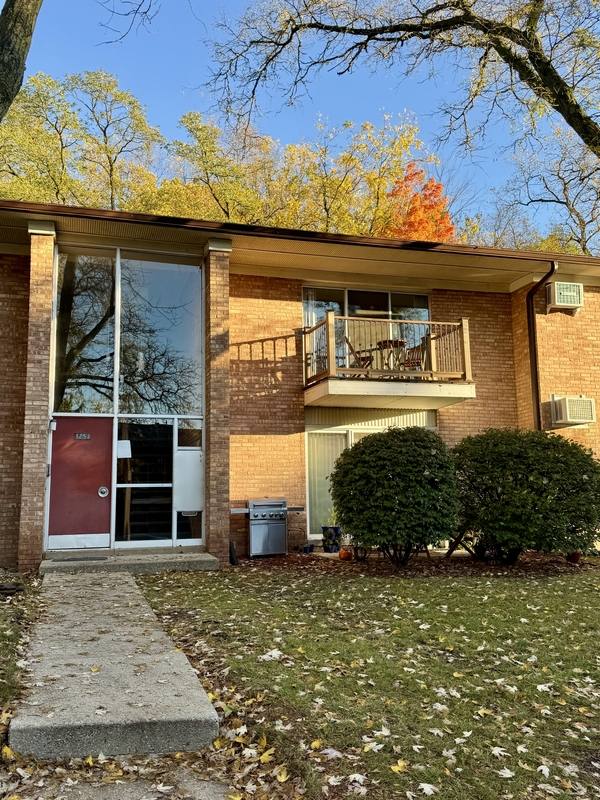 Condo for rent at 1253 Island Dr #103, Ann Arbor, MI 48105