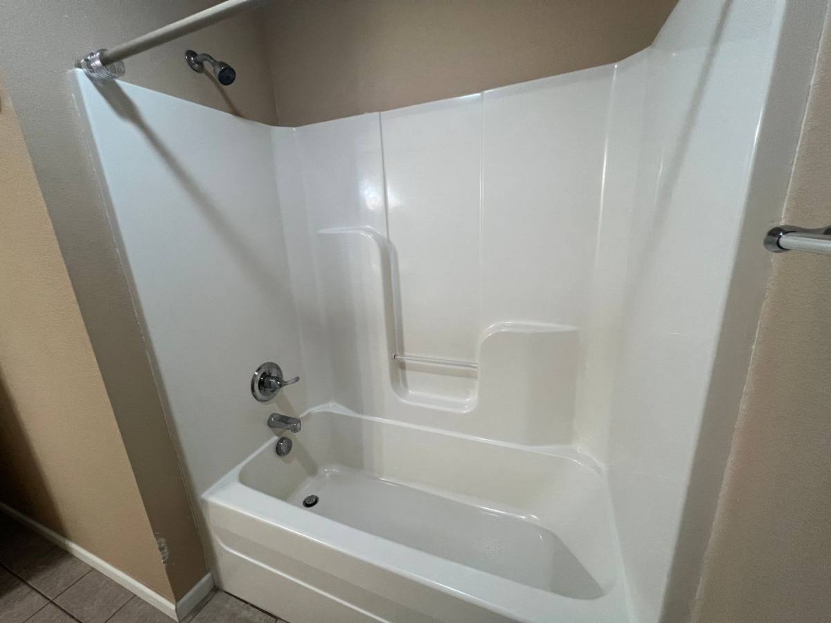 Apartment for rent at 20950 Humanity Lane, Saint Robert, MO 65584