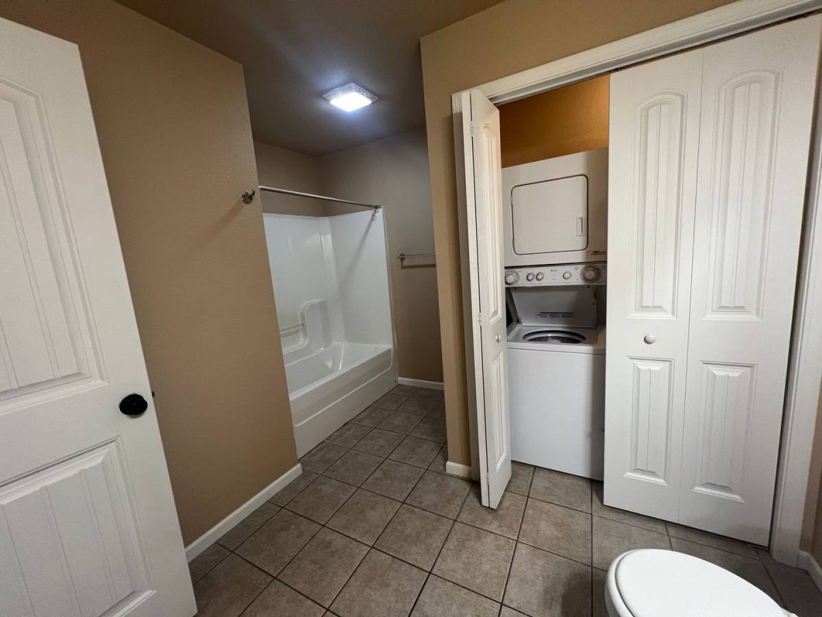 Apartment for rent at 20950 Humanity Lane, Saint Robert, MO 65584