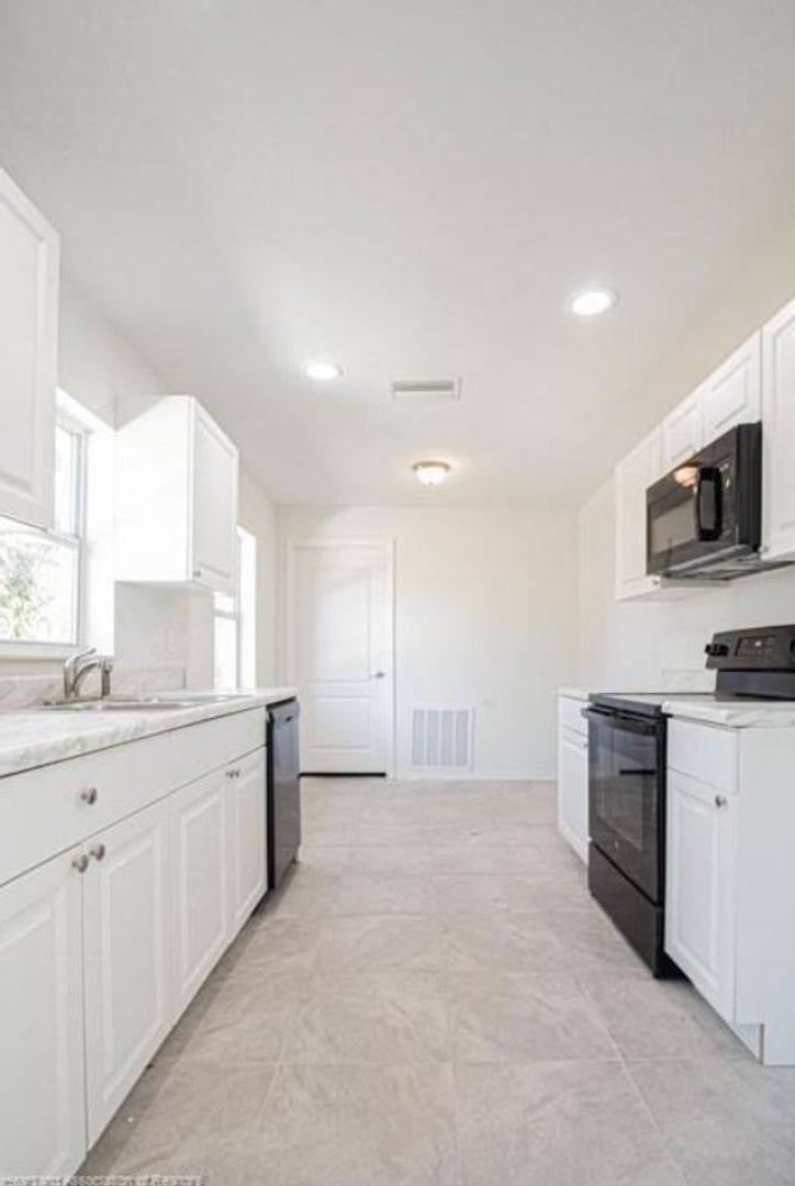 House for rent at 457 Aloha Ave, Lake Placid, FL 33852