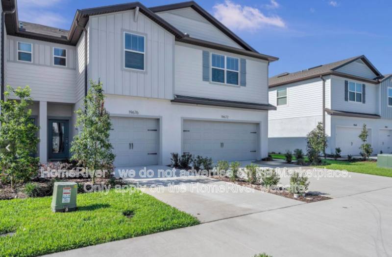 Townhouse for rent at 19676 Shady Oak Dr, Land O Lakes, FL 34638