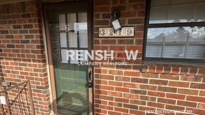 Apartment for rent at 3219 Thirteen Colony Mall 2B, Memphis, TN 38115