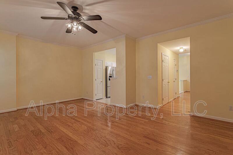 Townhouse for rent at 142 Spring Crossing Circle, Greer, SC 29650