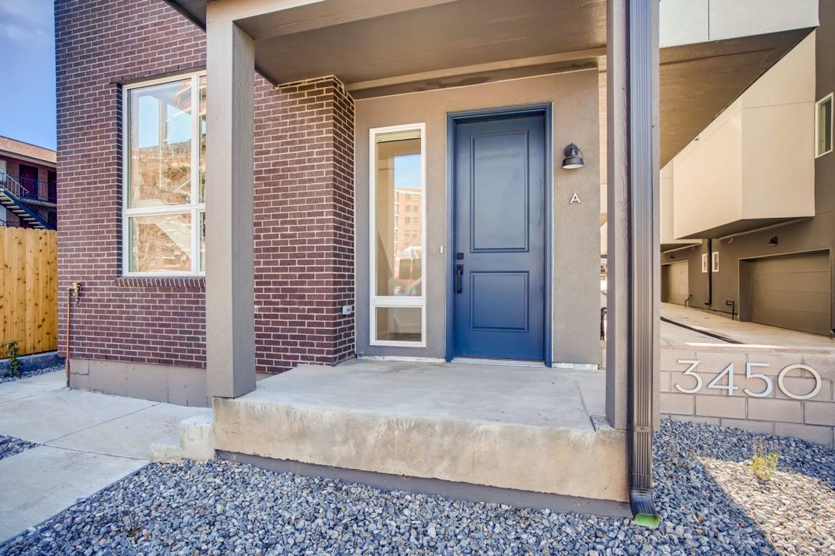 Townhouse for rent at 3450 S Corona St, Englewood, CO 80113