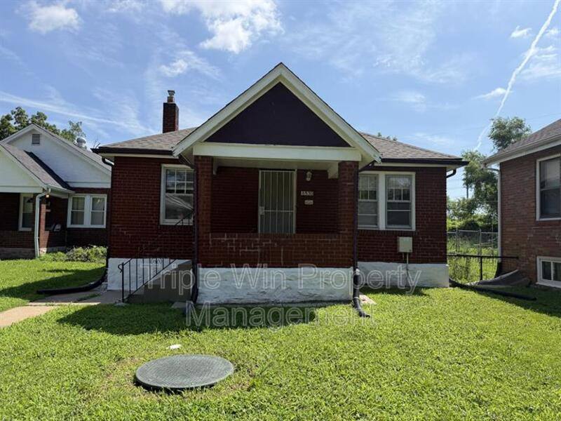 House for rent at 8530 Lowell St, St. Louis, MO 63147