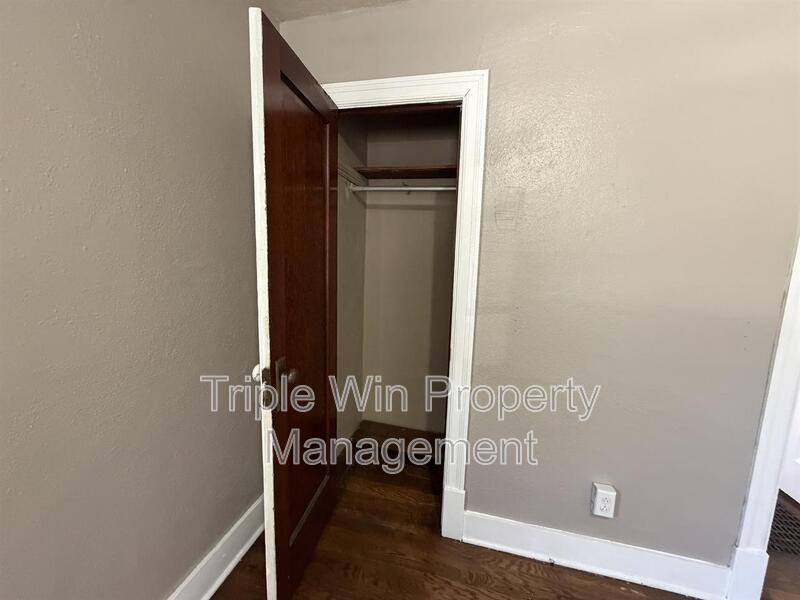 House for rent at 8530 Lowell St, St. Louis, MO 63147