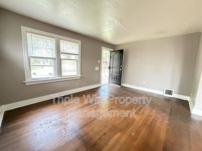 House for rent at 8530 Lowell St, Saint Louis, MO 63147