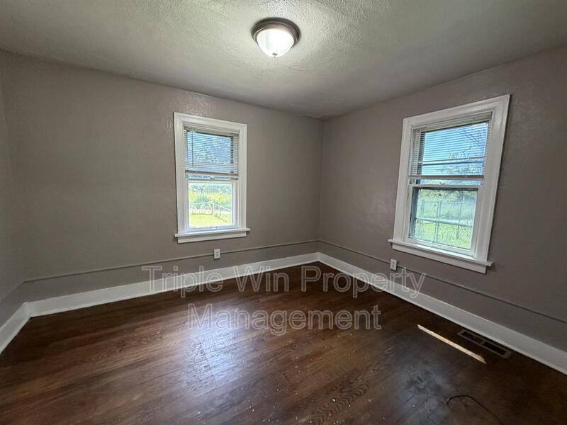 House for rent at 8530 Lowell St, St. Louis, MO 63147