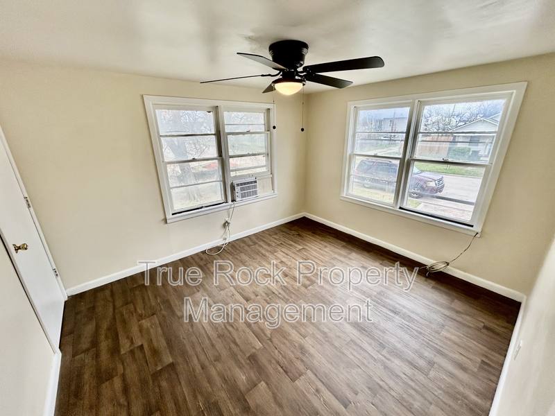 House for rent at 427 S Center Ave, Ada, OK 74820