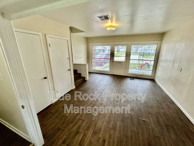 House for rent at 427 S Center Ave, Ada, OK 74820