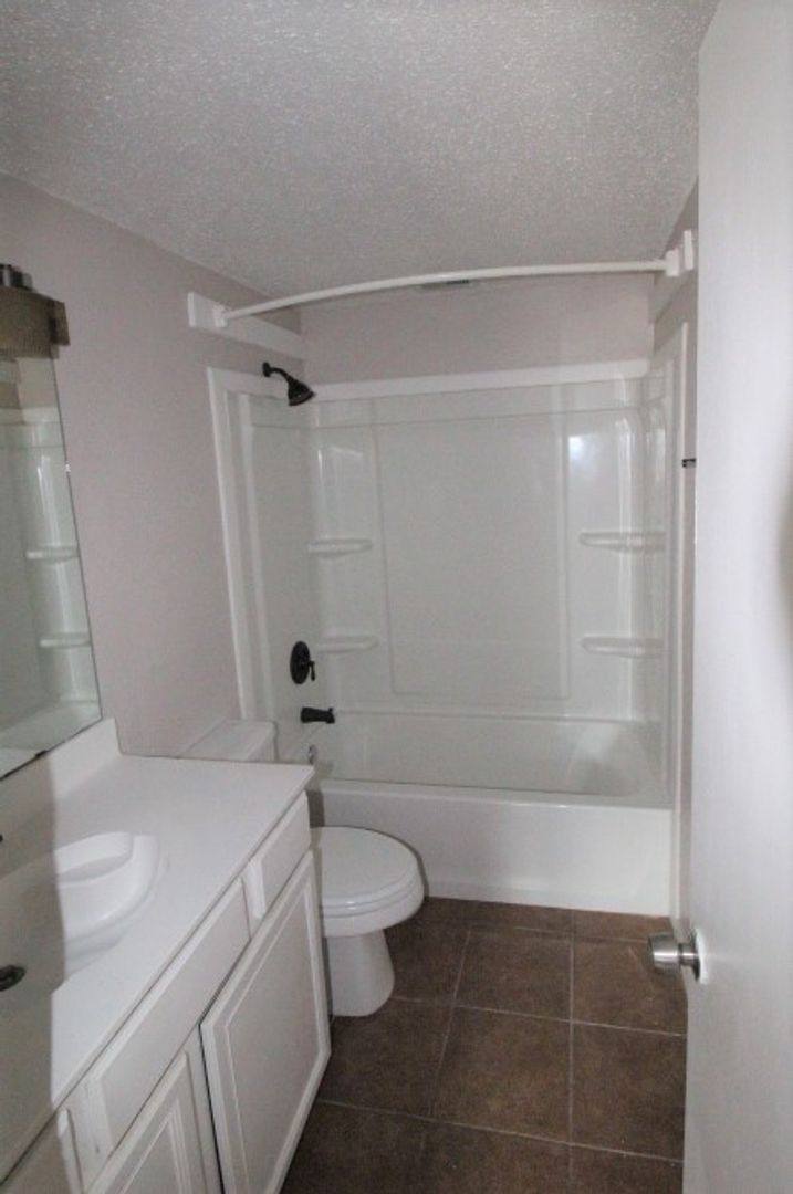 Townhouse for rent at 805 Paisley Dr, Spicewood, TX 78669