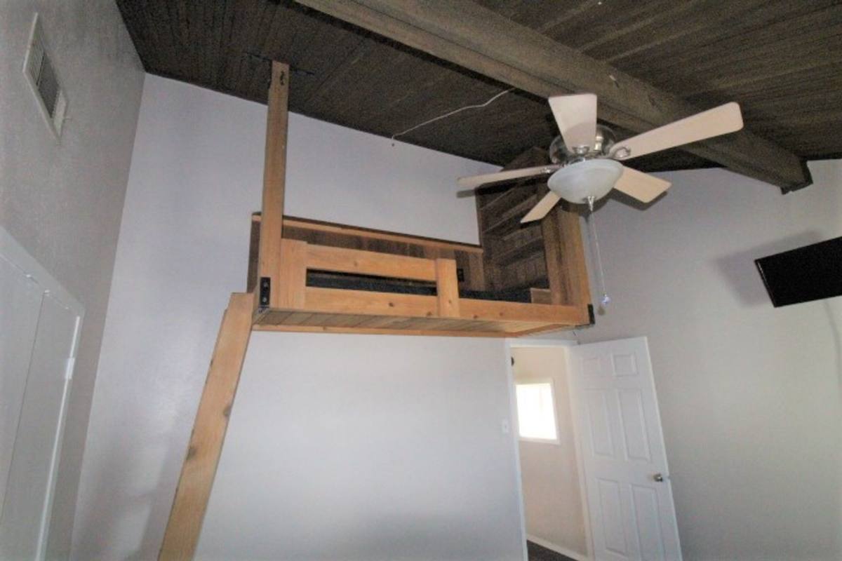 Townhouse for rent at 805 Paisley Dr, Spicewood, TX 78669