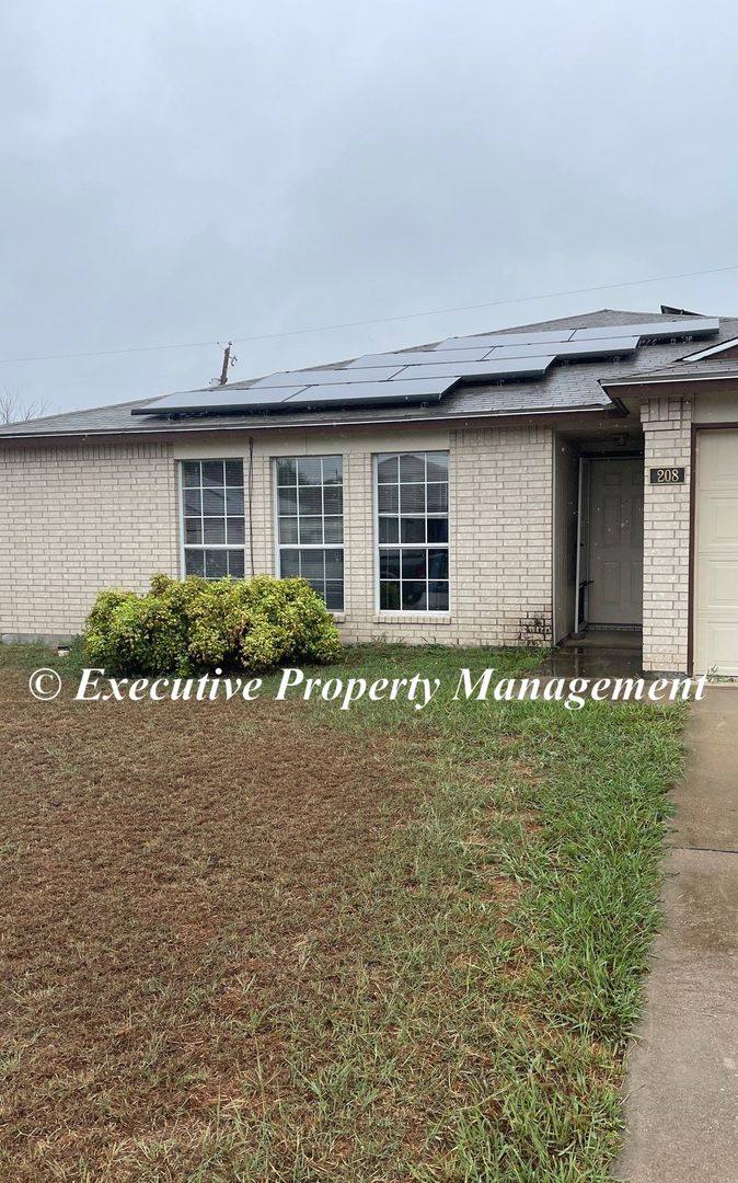 House for rent at 208 Mesquite Circle, Copperas Cove, TX 76522