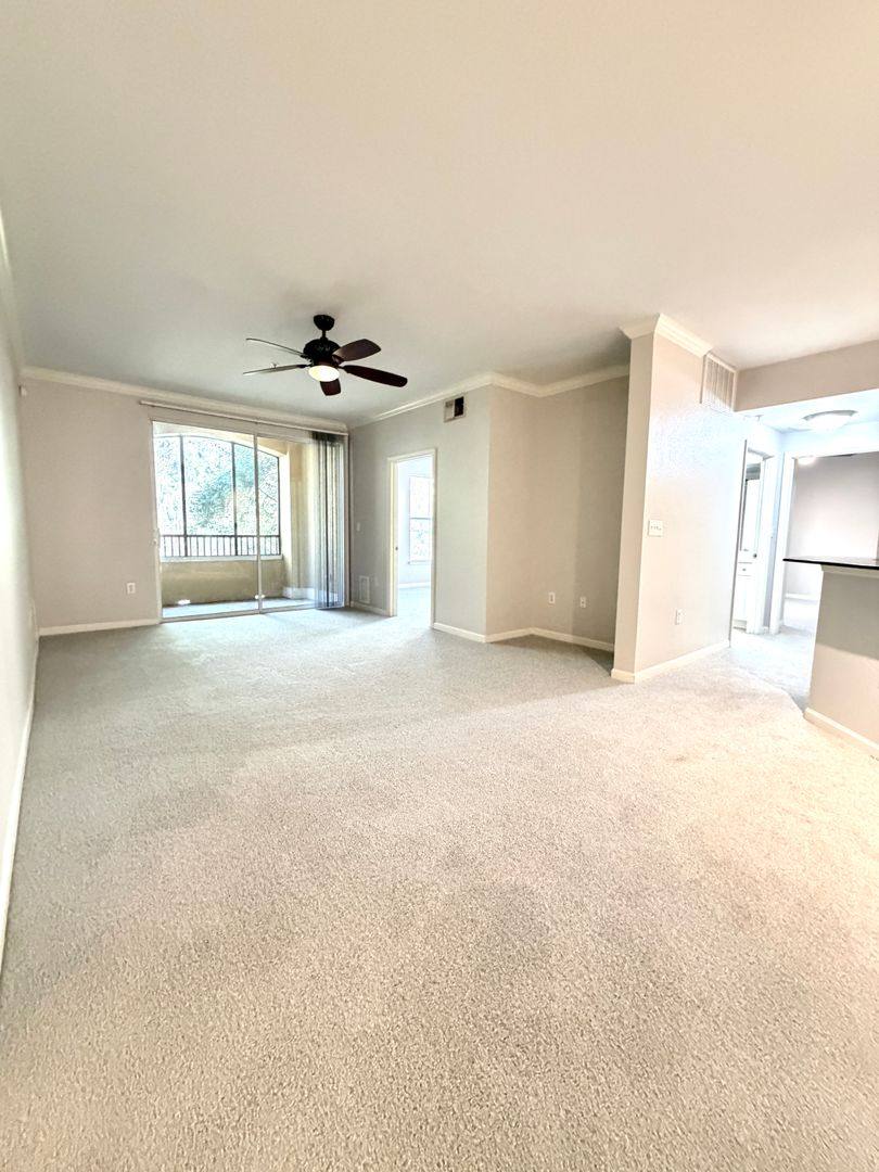 Condo for rent at 8539 Gate Parkway W, Jacksonville, FL 32216