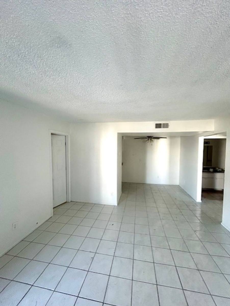 Apartment for rent at 16815 N 29th St, Phoenix, AZ 85032