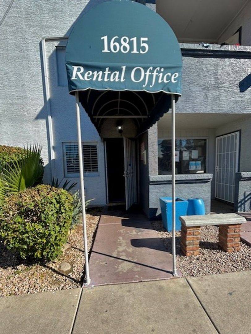 Apartment for rent at 16815 N 29th St, Phoenix, AZ 85032