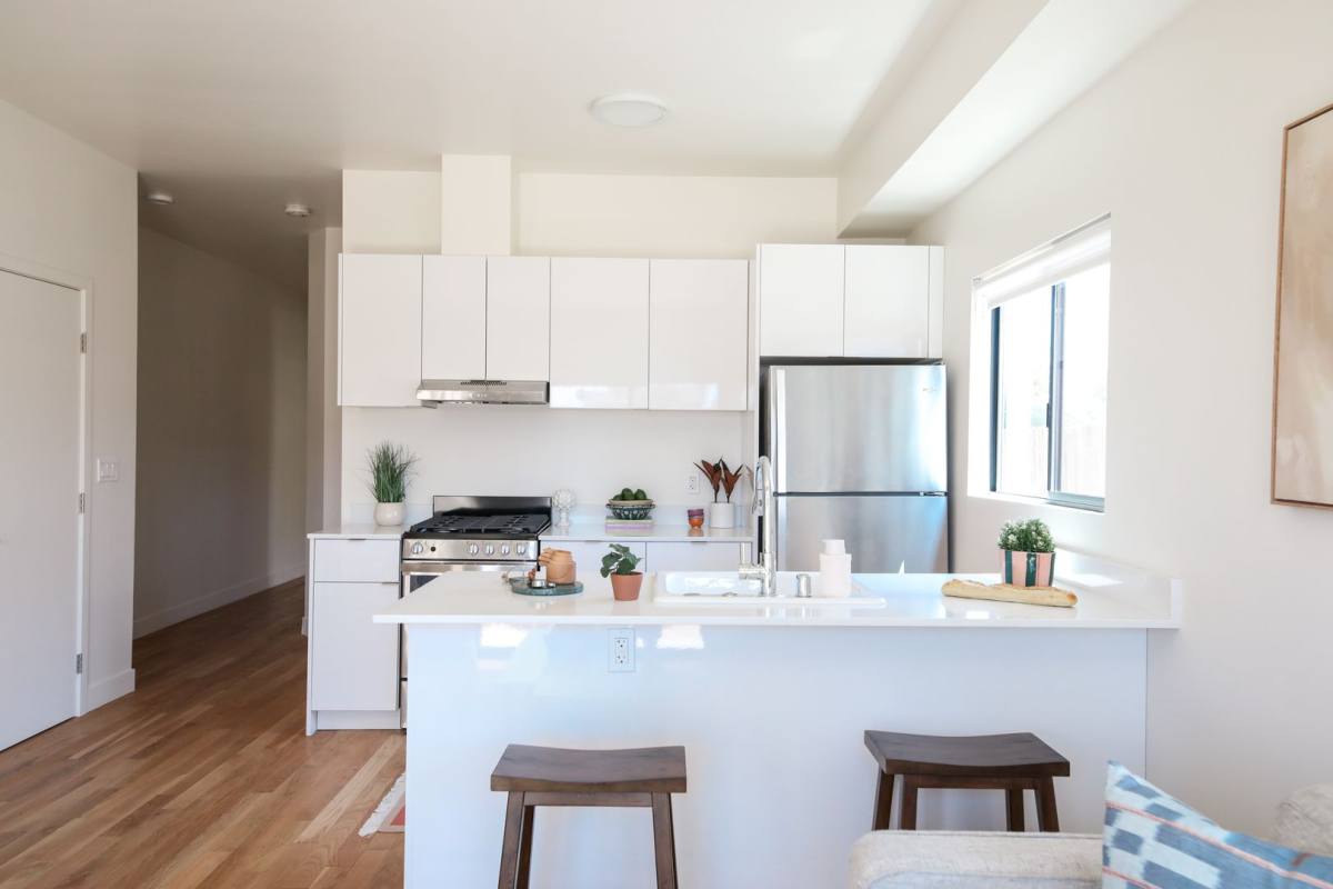 Apartment for rent at 2246 S Ridgeley Dr, Los Angeles, CA 90016