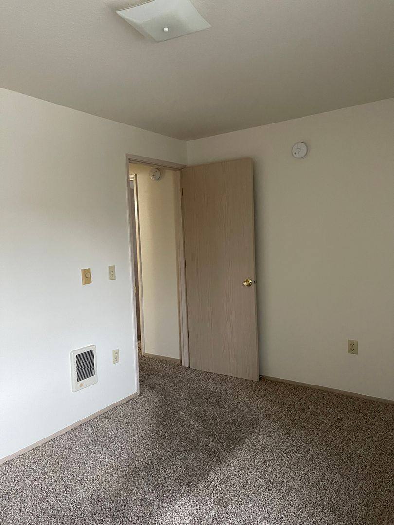 Apartment for rent at 8950 SE 79th Place, Portland, OR 97206