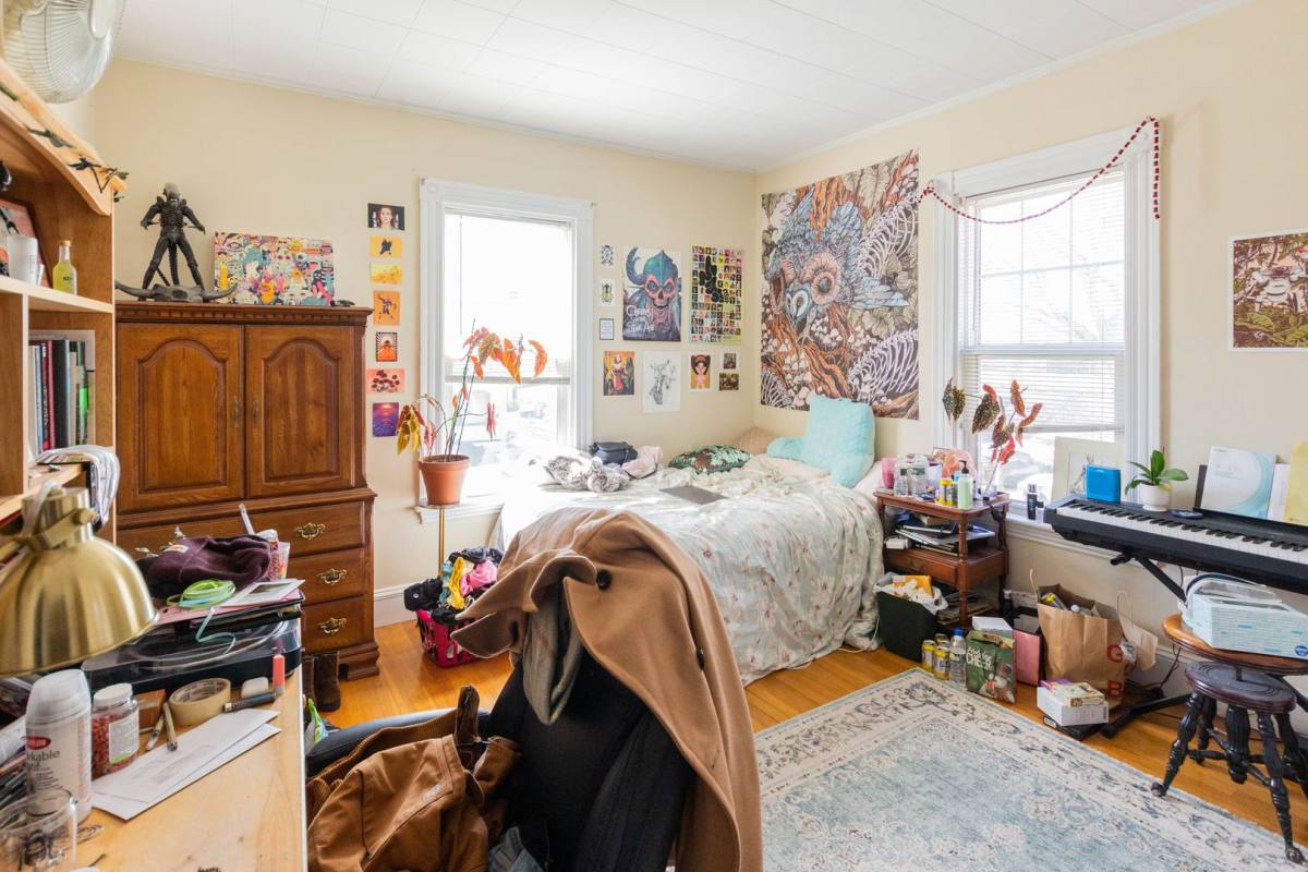 Apartment for rent at 17 Bennett St, Brighton, MA 02135