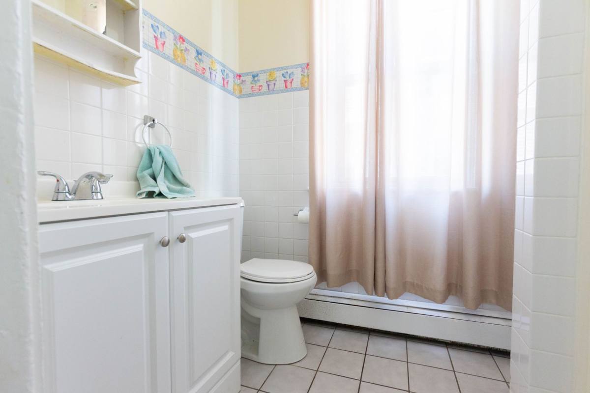Apartment for rent at 17 Bennett St, Brighton, MA 02135