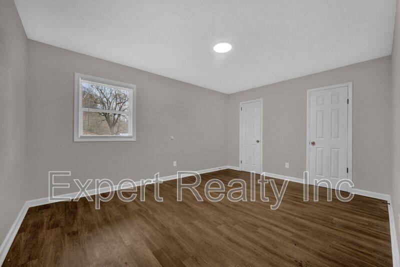 Apartment for rent at 2400 19th Ave N #B, Birmingham, AL 35234