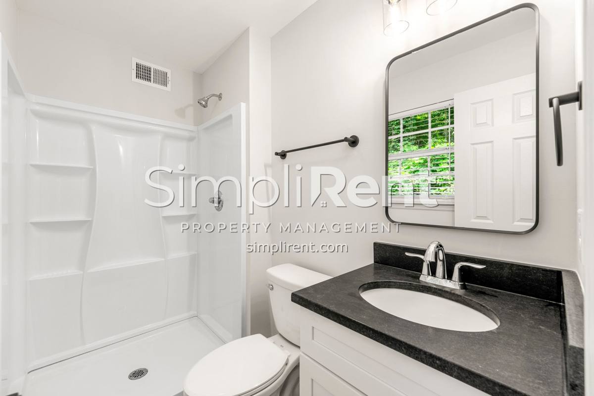 Apartment for rent at 2771 White Oak Dr, Decatur, GA 30032