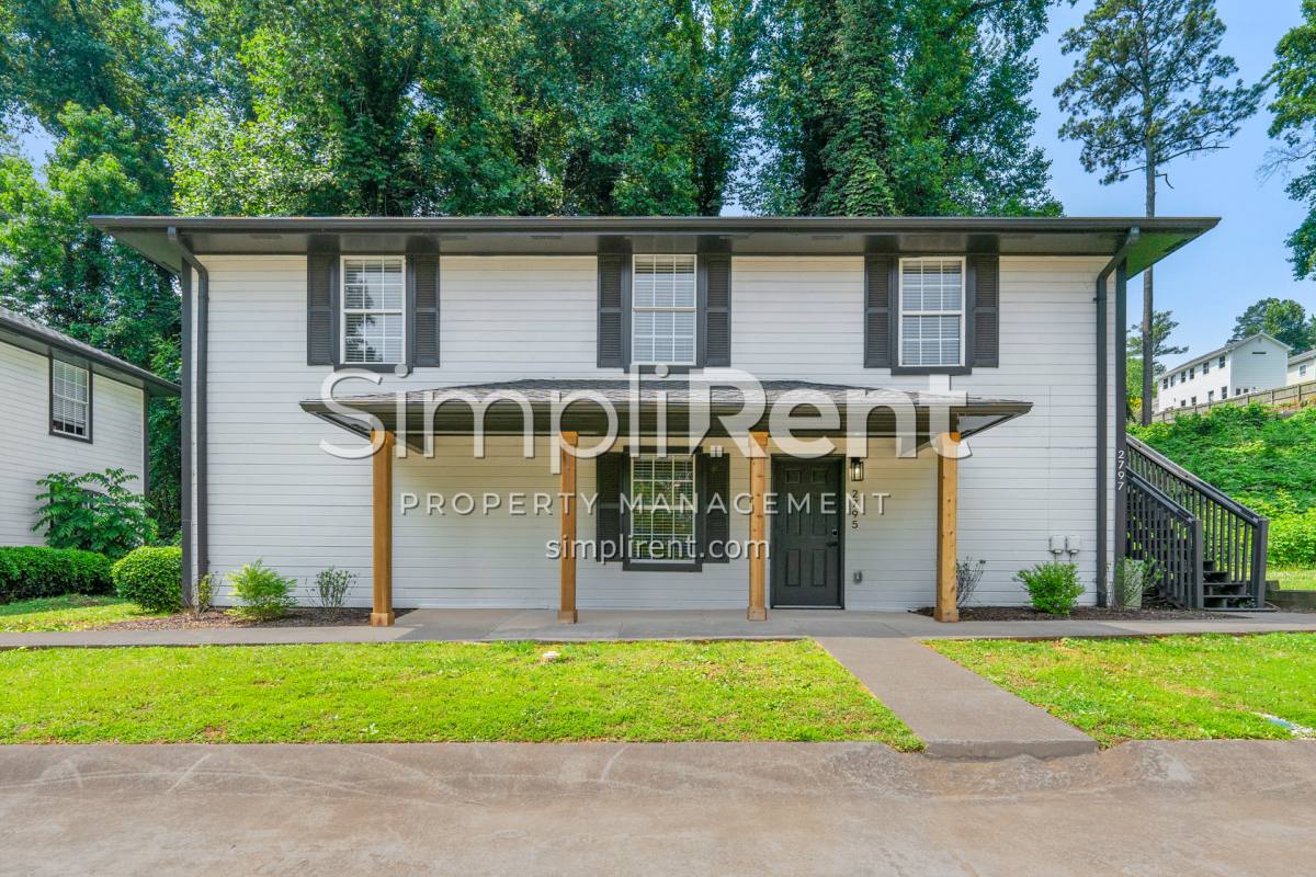 Apartment for rent at 2771 White Oak Dr, Decatur, GA 30032