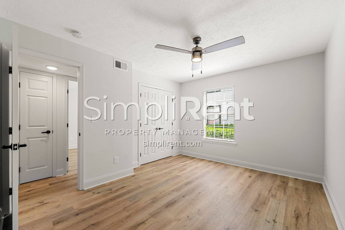 Apartment for rent at 2771 White Oak Dr, Decatur, GA 30032