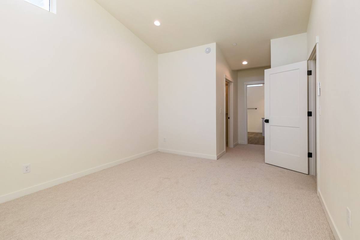 Townhouse for rent at 354 E Bakerview Rd, Bellingham, WA 98226