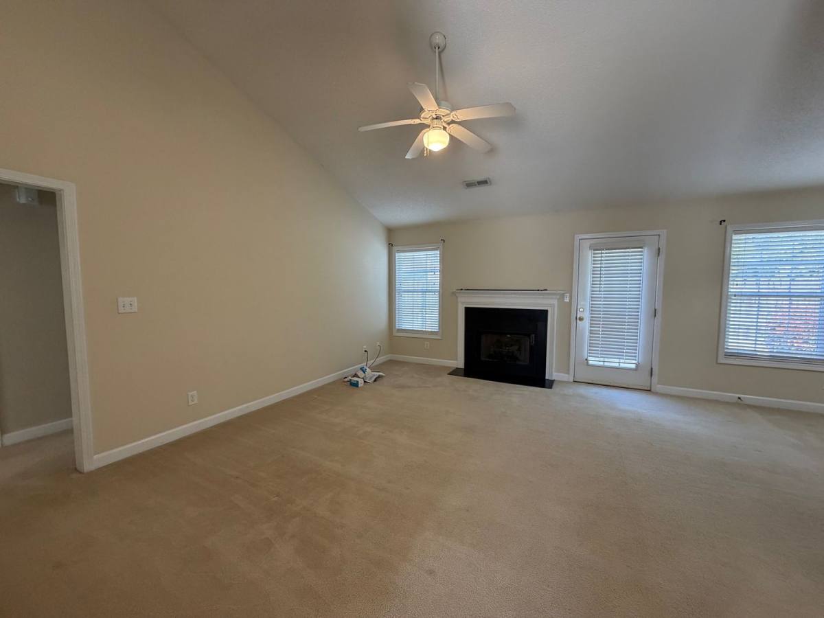 Townhouse for rent at 694 Huntingdon St, Elon, NC 27244