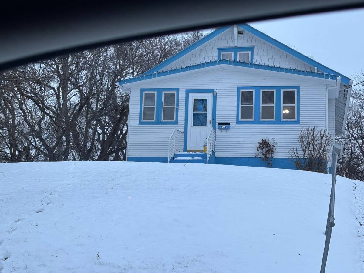 House for rent at 624 N Lewis Ave, Sioux Falls, SD 57103
