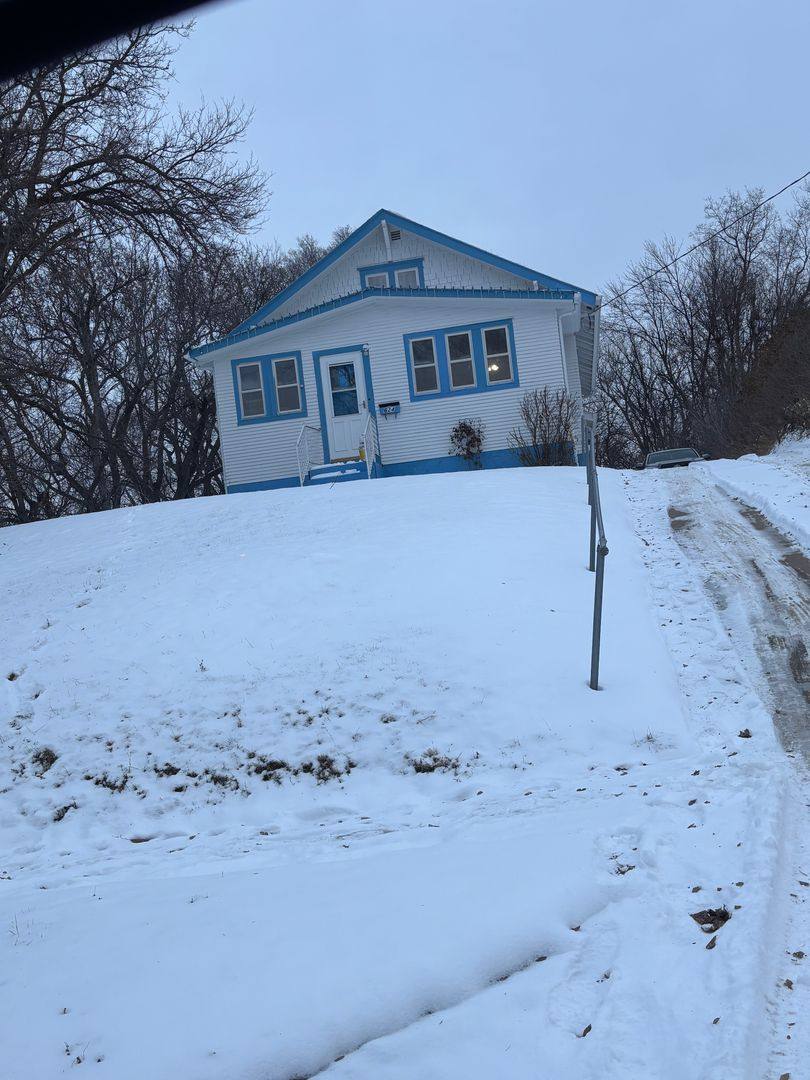 House for rent at 624 N Lewis Ave, Sioux Falls, SD 57103