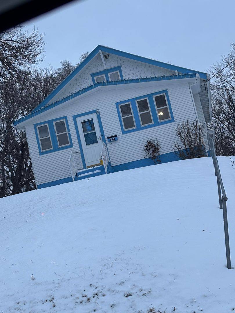House for rent at 624 N Lewis Ave, Sioux Falls, SD 57103