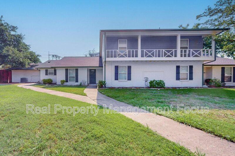 House for rent at 14724 Overview Dr, Dallas, TX 75254