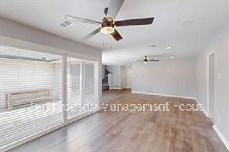 House for rent at 14724 Overview Dr, Dallas, TX 75254