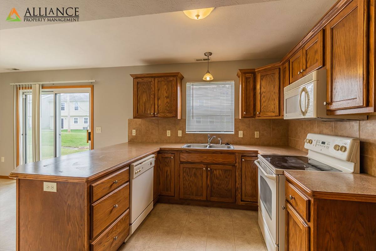 House for rent at 500 Brookmont Dr, Manhattan, KS 66502