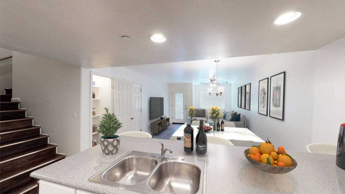 Townhouse for rent at 5112 N 17th Ave, Phoenix, AZ 85015