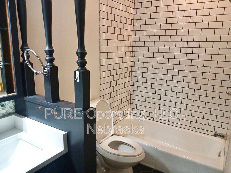 Apartment for rent at 120 N 6th St #10, Council Bluffs, IA 51503