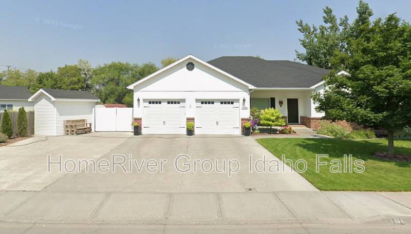 House for rent at 3382 Grove Lane, Idaho Falls, ID 83404