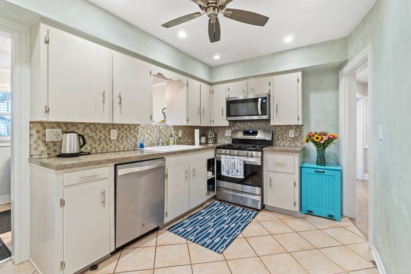 Apartment for rent at 405 Farrell St #B, Norfolk, VA 23503