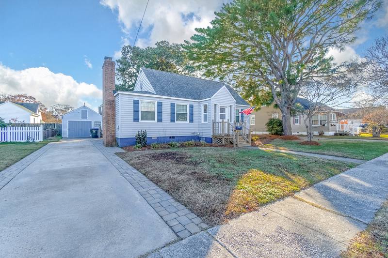 Apartment for rent at 405 Farrell St #B, Norfolk, VA 23503
