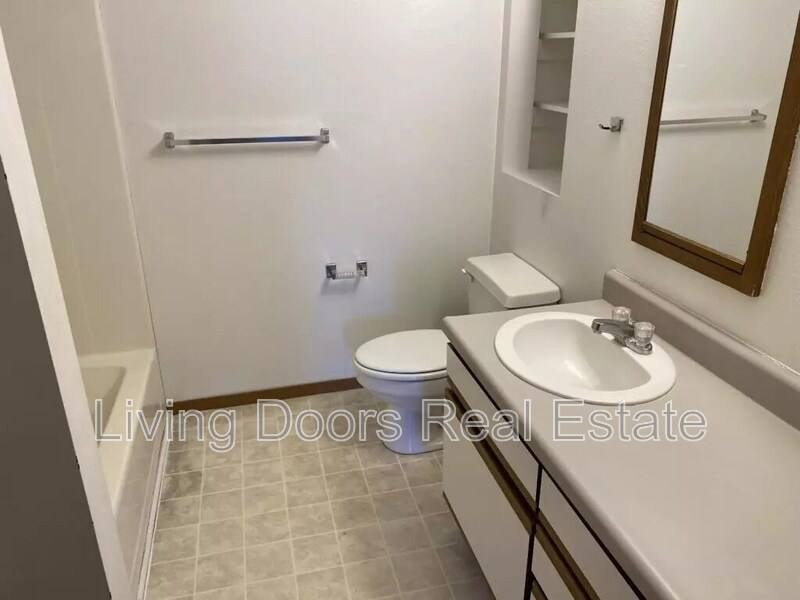 Apartment for rent at 603 S Washington St #18, Bloomfield, NE 68718