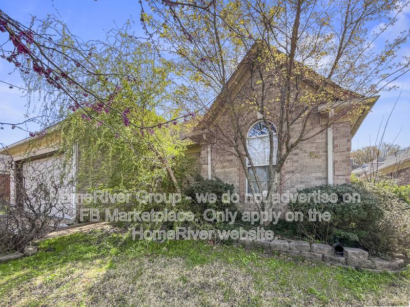 House for rent at 7267 Amberly Way Dr, Cordova, TN 38018