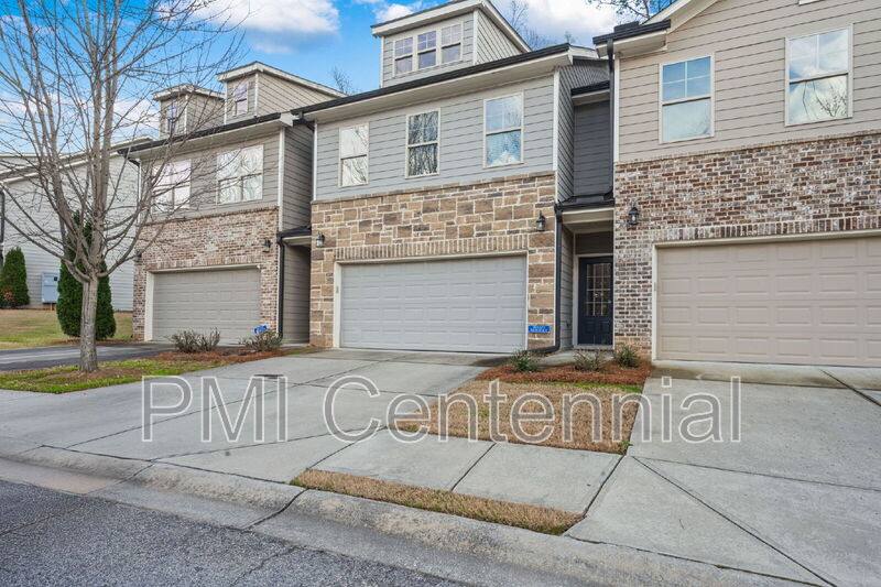 Townhouse for rent at 537 Jefferson Chase St, Atlanta, GA 30354