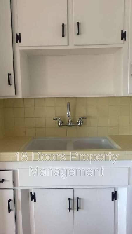 Apartment for rent at 4349-59 1 2 College Ave #4353, San Diego, CA 92115