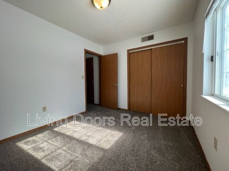 Apartment for rent at 605 S Washington St #13, Bloomfield, NE 68718