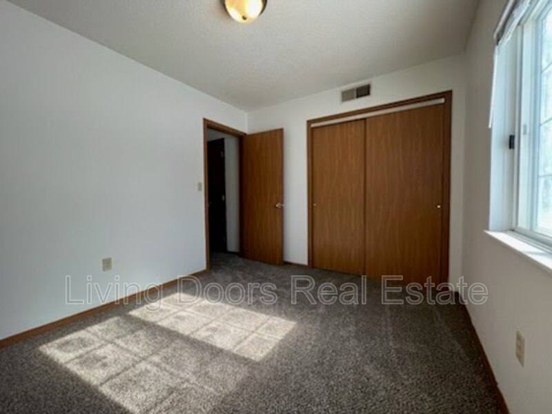 Apartment for rent at 605 S Washington St #13, Bloomfield, NE 68718
