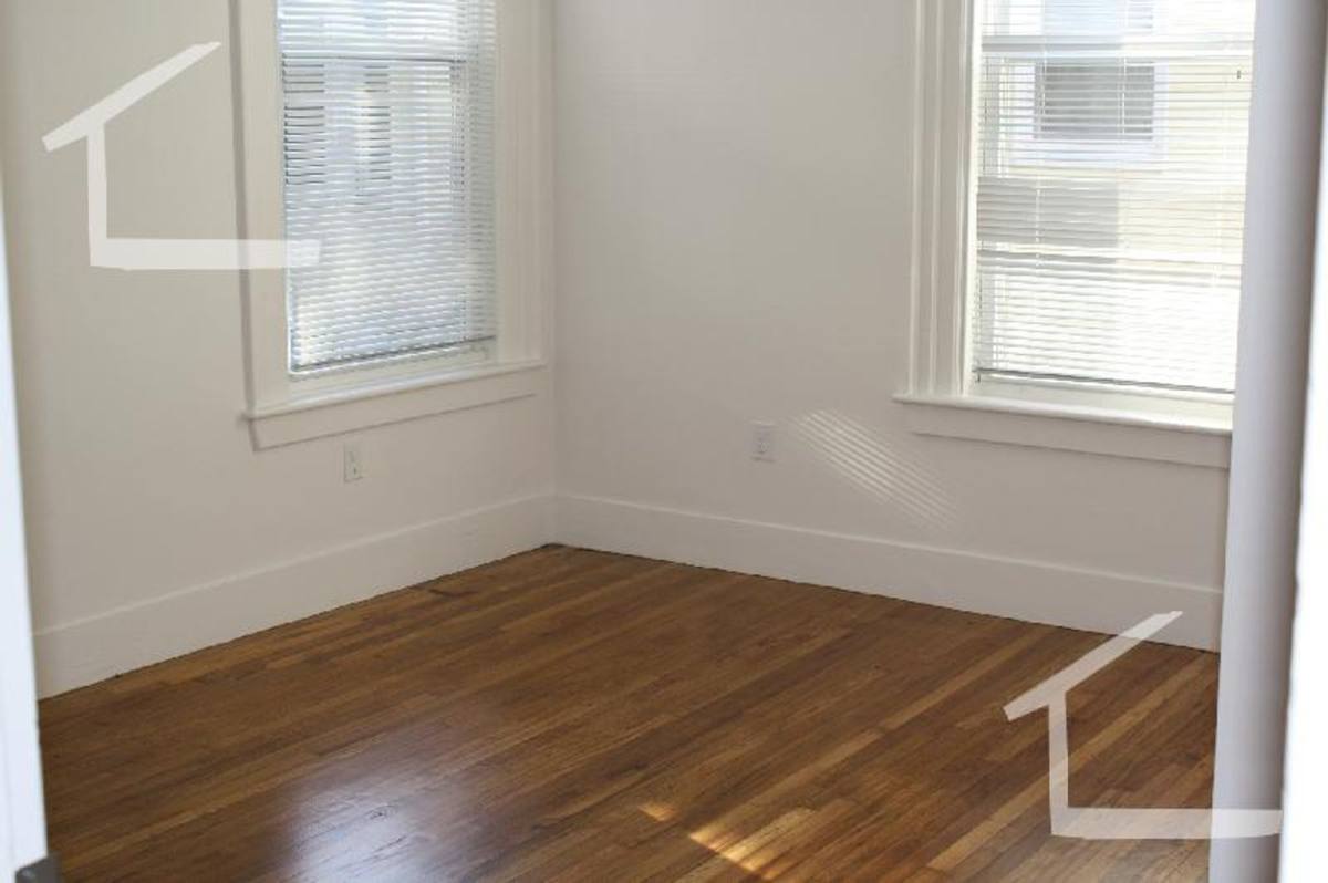 Apartment for rent at 11 Wadsworth #1L, Allston, MA 02134