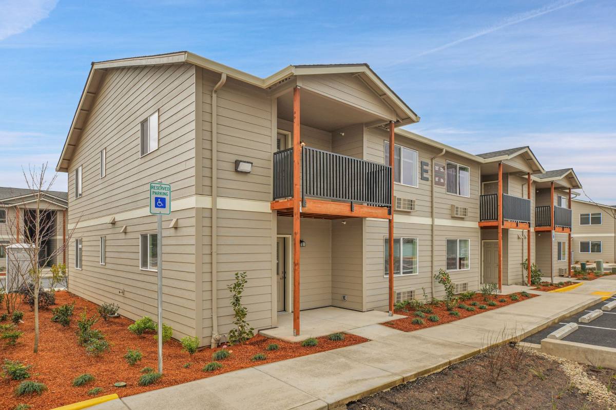 Apartment for rent at 3700 Riviera, Eugene, OR 97402