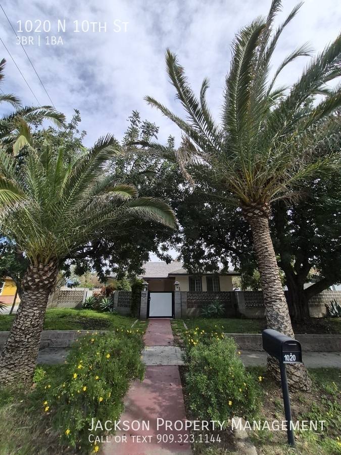 House for rent at 1020 N 10th St, Colton, CA 92324